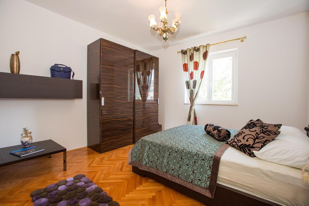 Aida Apartments And Rooms For Couples And Families Free Parking Дубровник Экстерьер фото